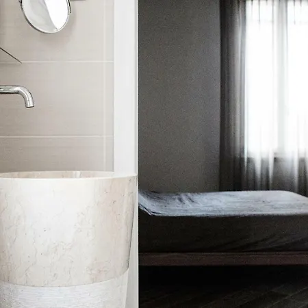 Alojamento de Acomodação e Pequeno-almoço A 4 Passi