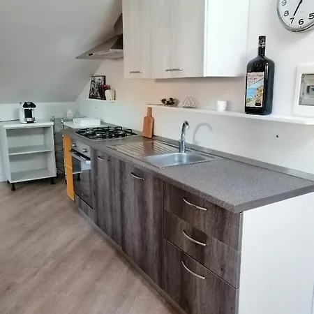 Alojamento de Acomodação e Pequeno-almoço A 4 Passi 4*